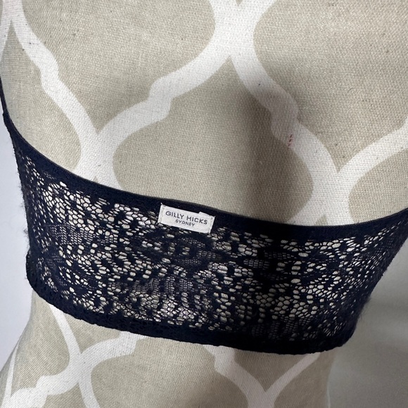 Navy lace brallette - Picture 3 of 4